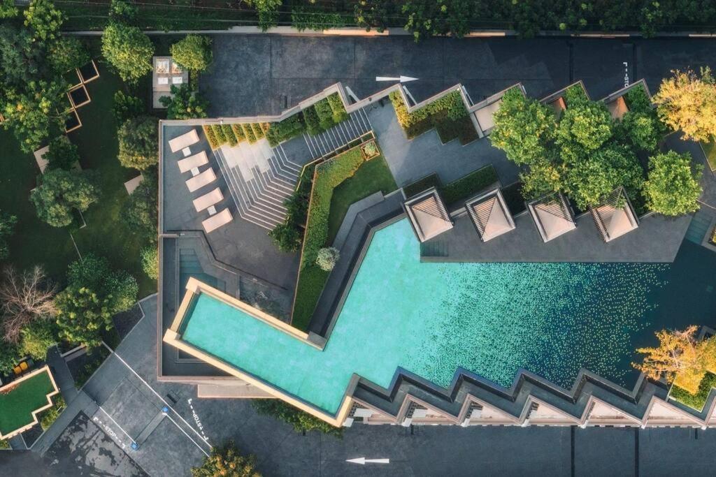 Edge Central Pattaya Bj 88 Bagian luar foto